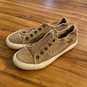 Blowfish Women’s Slip On Sneaker